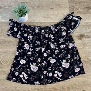 American Eagle soft and sexy off the shoulder tee